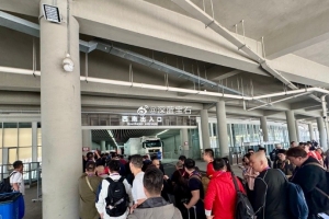 盛况空前！记者晒照：距离中澳之战还有三小时，现场记者已超百名