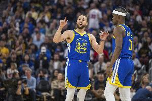 本赛季当库里和巴特勒同时出战时 勇士战绩为16胜2负